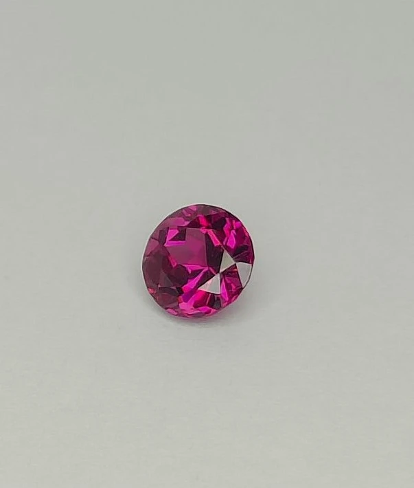 2.26ct Natural Rhodolite Garnet  Round Cut Faceted Loose Gemstones from Tanzania — view 1